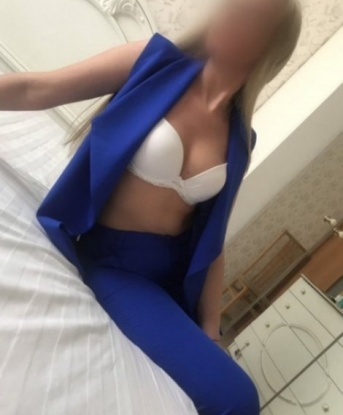 У меня есть все, чтобы сделать твои фантазии реальностью. Мои услуги включают классический секс, оральный секс, эксперименты в постели, а также массаж и стриптиз. Я всегда стараюсь обеспечить полное удовлетворение моих клиентов. Мои отзывы говорят сами за себя - мои клиенты остаются очарованными после нашей встречи. У меня много фото, чтобы ты мог оценить мою внешность. Доверься мне и проведи незабываемое время. 💋 6057, 25 лет